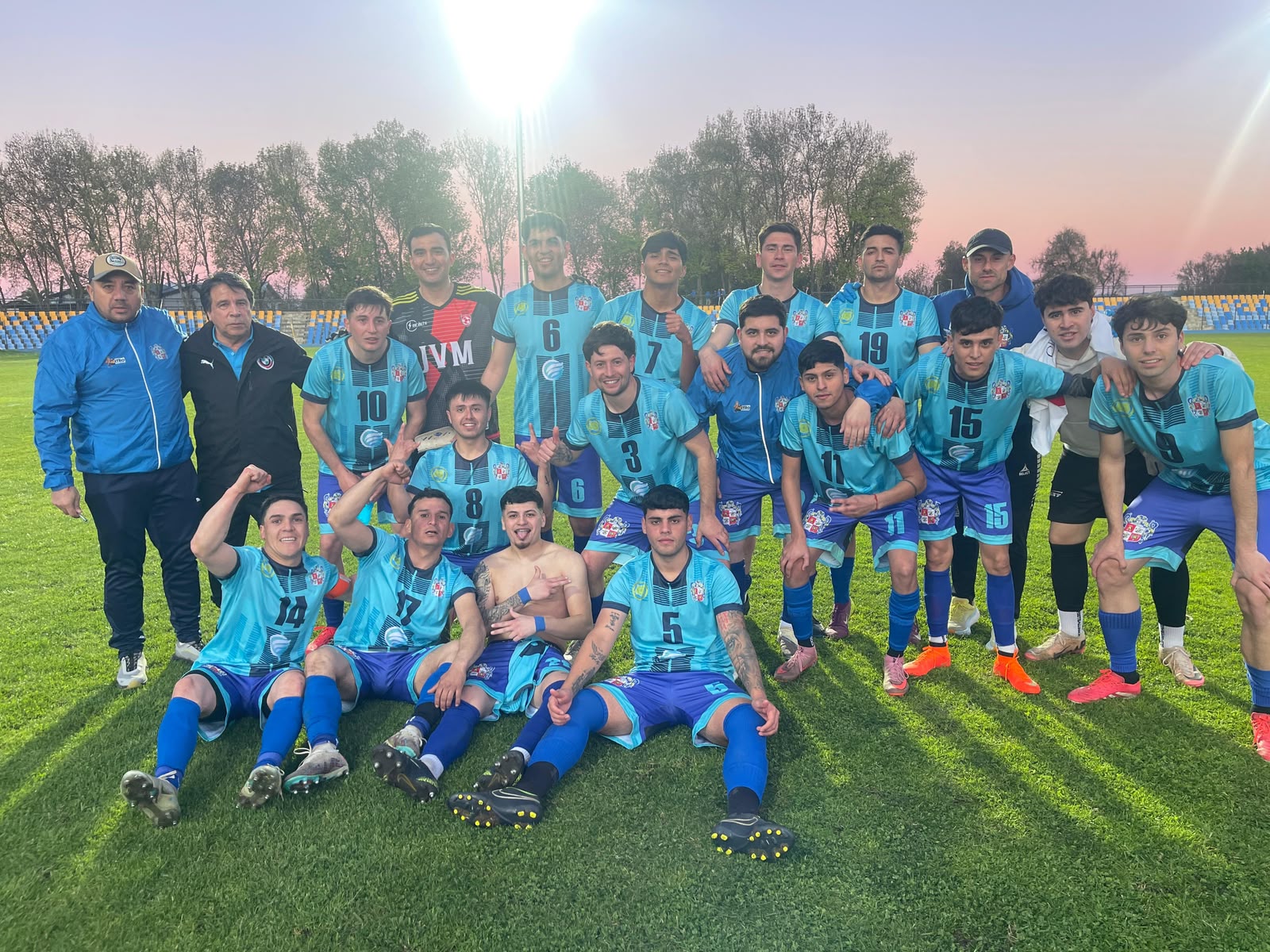 La Selección Adulta de Yerbas Buenas en competencia.